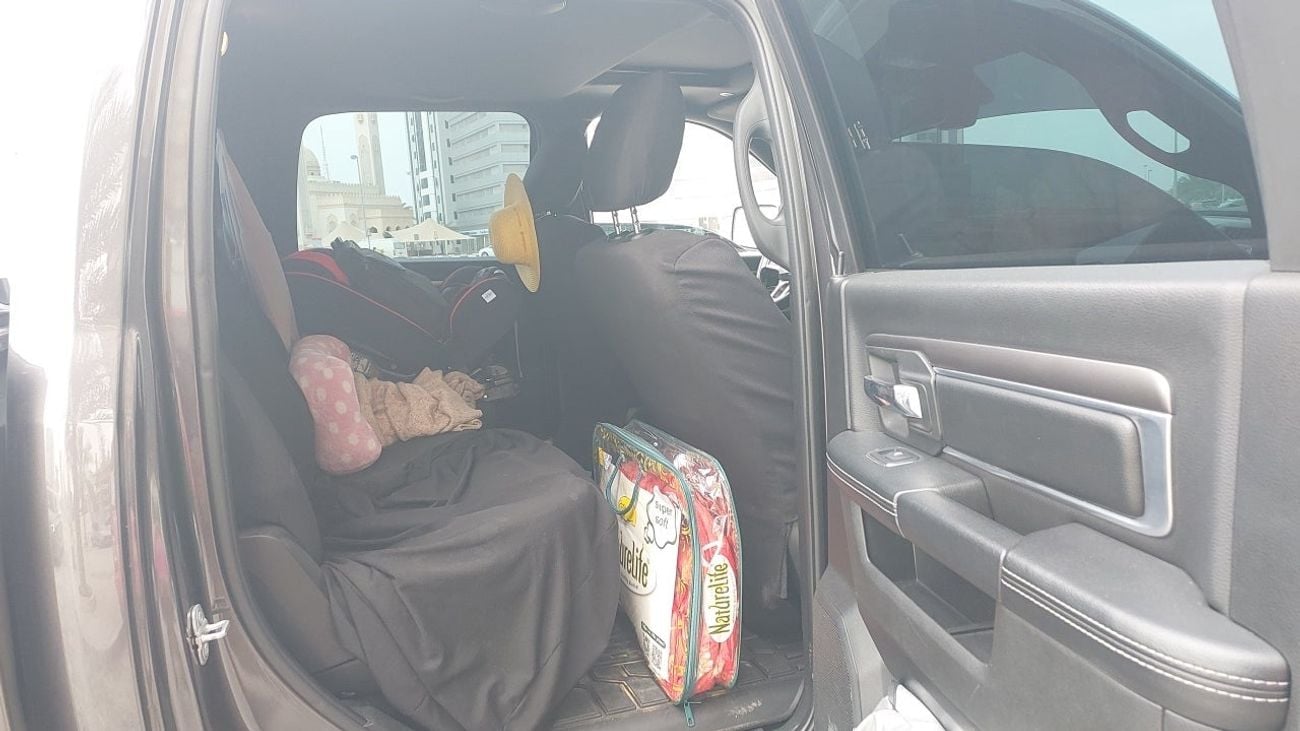 RAM 1500 CLASSIC WARLOCK 5.7 | Zero Down Payment | Home Test Drive