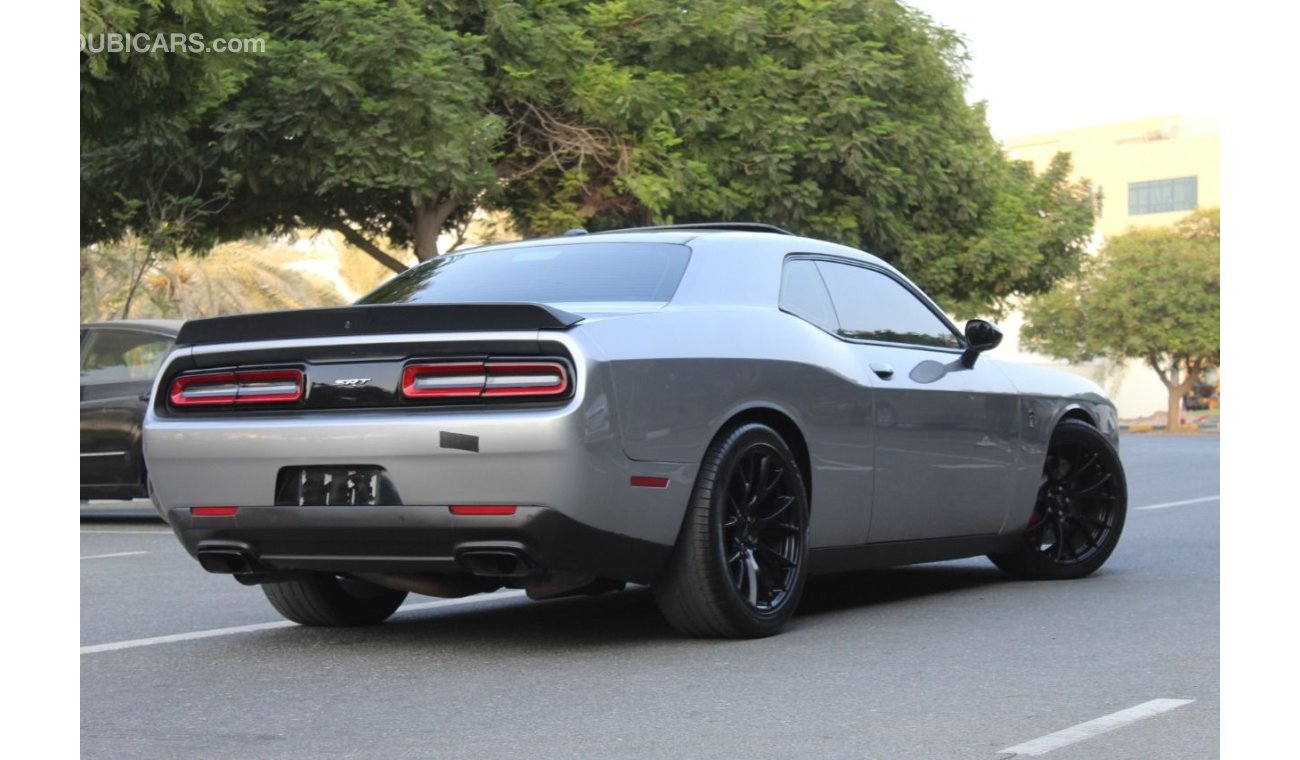 Dodge Challenger Dodge Chalenger SRT Hellcat 2016