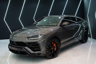 Lamborghini Urus STD Full Carbon Pack, Panoramic Roof, Individual Rear Seats, Dealer Warranty!!
