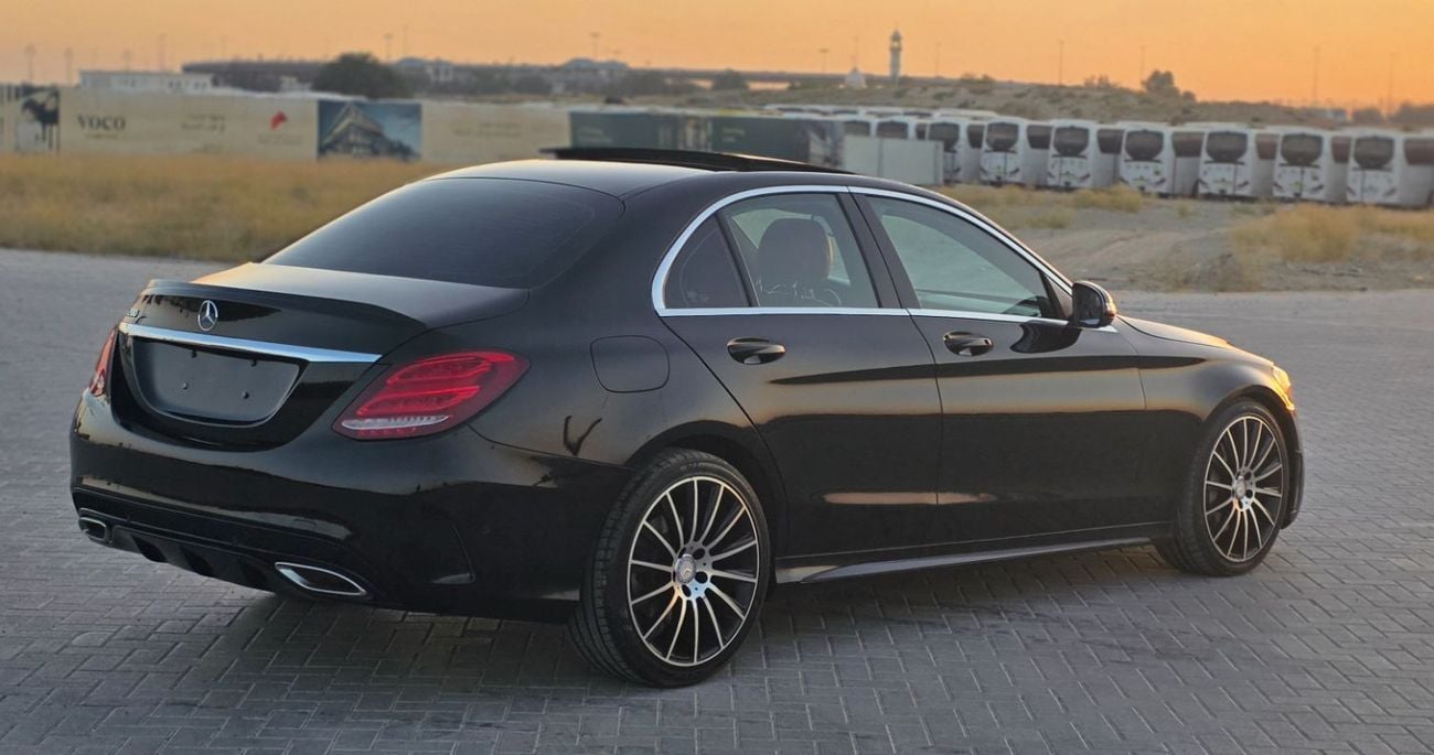 Mercedes Benz C300 STD (NON GCC)