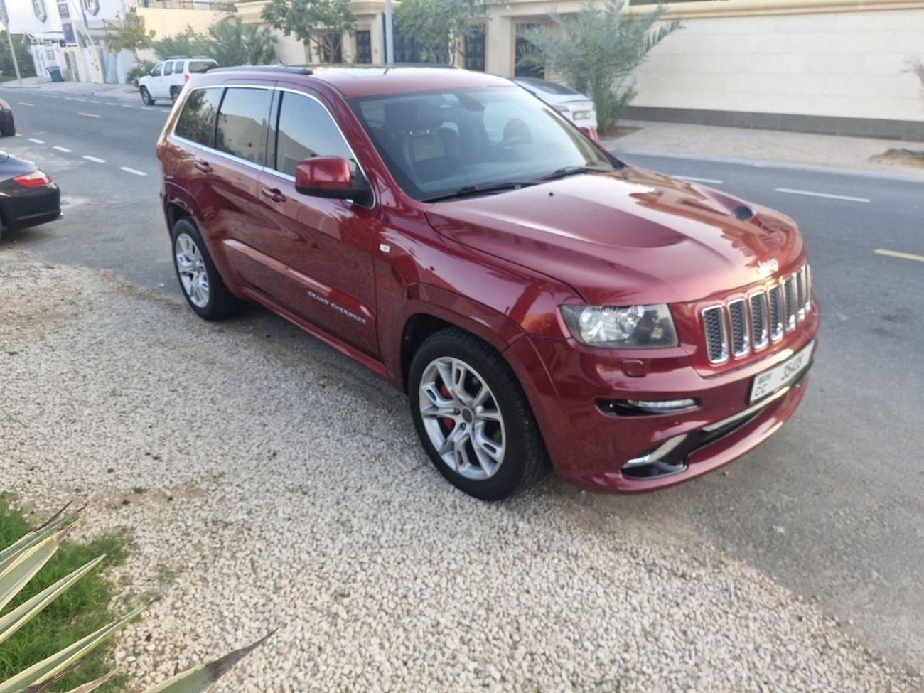 جيب جراند شيروكي SRT8 6.4L