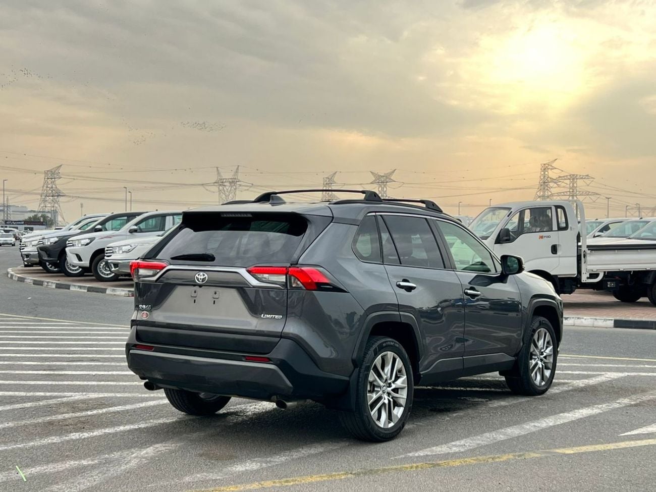 Toyota RAV4 2020 Toyota Rav4 Limited Edition 2.5L V4 - Rear Camera & Sensor  - Leather Seats