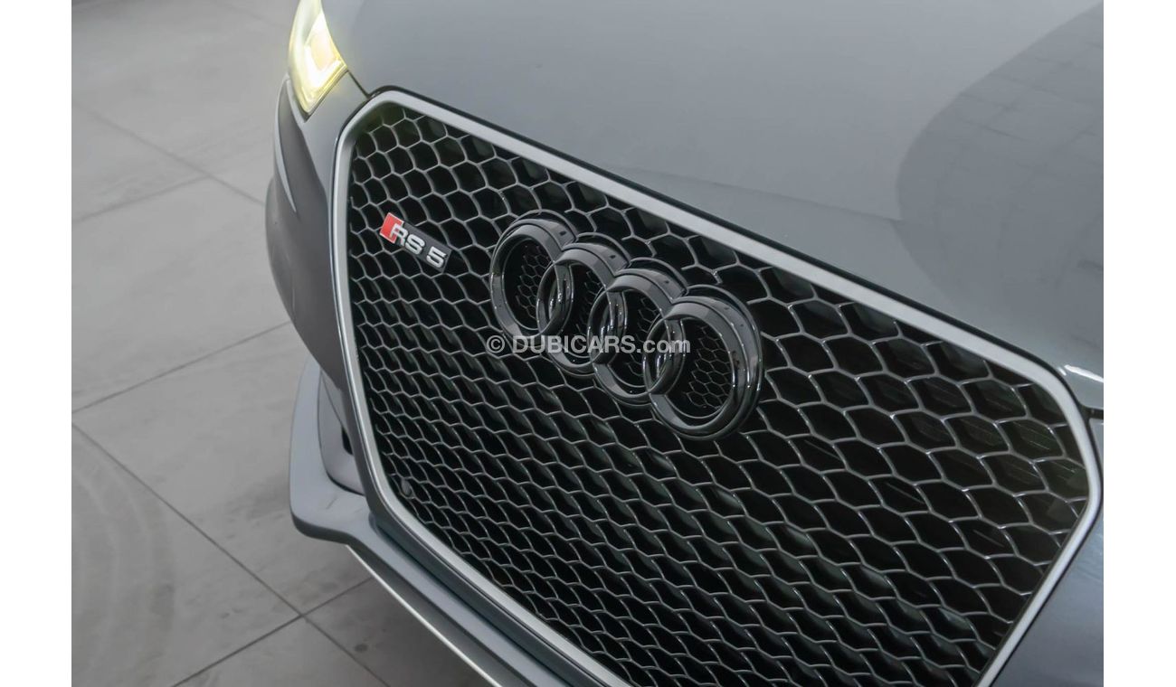 أودي RS5 2015 Audi RS5 Coupe 4.2L V8 / Full-Service History