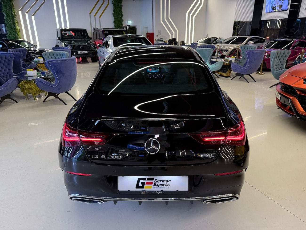 مرسيدس بنز CLA 200 Premium + 2.0L