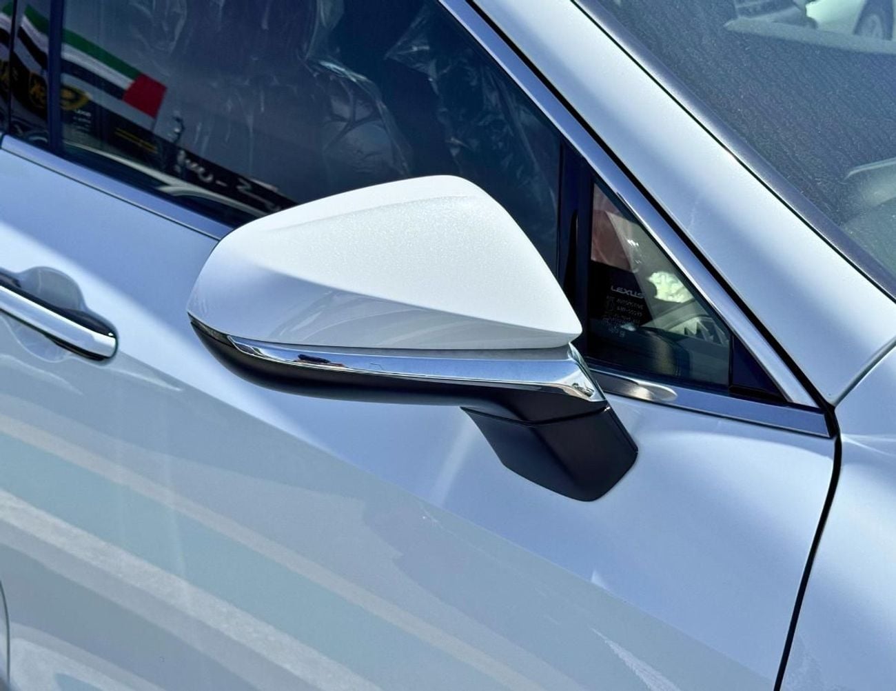 لكزس NX350h HEV LUXURY / 2.5L PETROL V4 / RADAR / PANORAMIC ROOF / LEATHER WITH POWER SEATS (CODE # NXP3HEV)