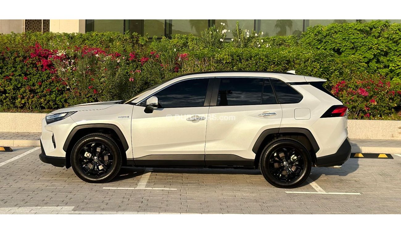 Toyota RAV4 TOYOTA Rav 4 Hybrid  Panoramic  Full Options  2023 GCC  Under Warranty