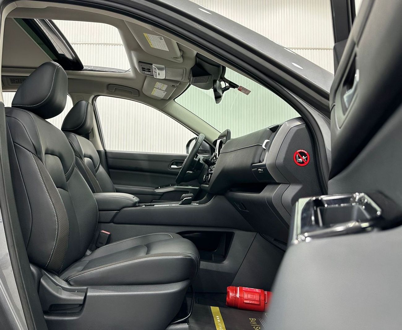 Nissan Pathfinder 2022 Nissan Pathfinder SV(8 Seater), Nov 2027 Nissan Warranty, Full Service History, GCC