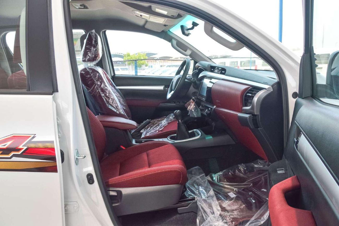 تويوتا هيلوكس TOYOTA HILUX 2.7L MT 4WD PETROL PICKUP 2025
