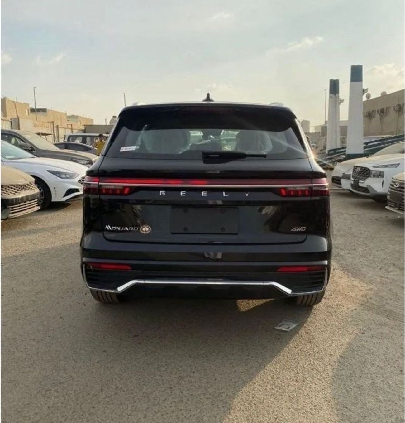 جيلي مونجارو NEW 2024 GEELY MONJARO 2.0L 4X4 AUTOMATIC PETROL FULL OPTION "RADAR - SENSORS - ABS - 4 CAMERA - CRU