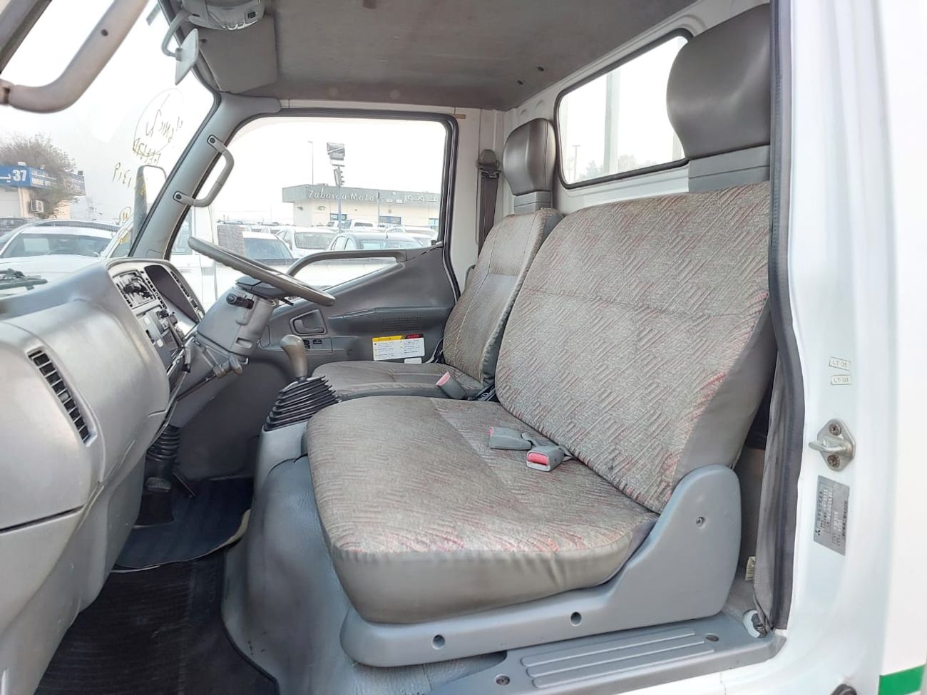 Mitsubishi Fuso Canter MITSUBISHI CANTER TRUCK RHD 1997 MODEL 4.2 L DIESEL MANUAL(PM31319)