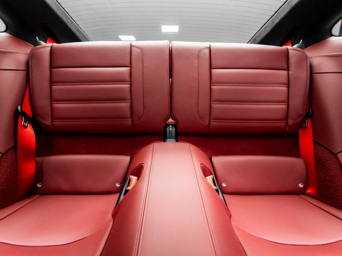 Porsche 911 Turbo S 3.8L (640 HP) Coupe