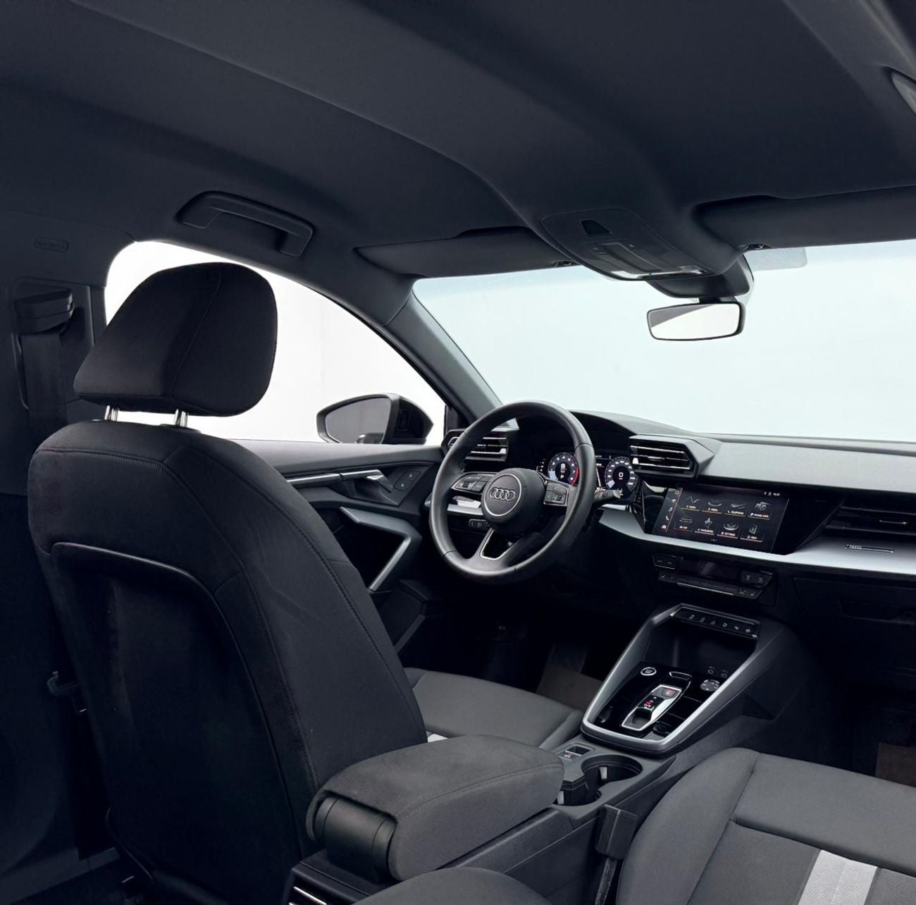 Audi A3 35 TFSI 1.4L 2025 Audi A3 35 TFSI, Audi Warranty+Service Contract, like new, GCC