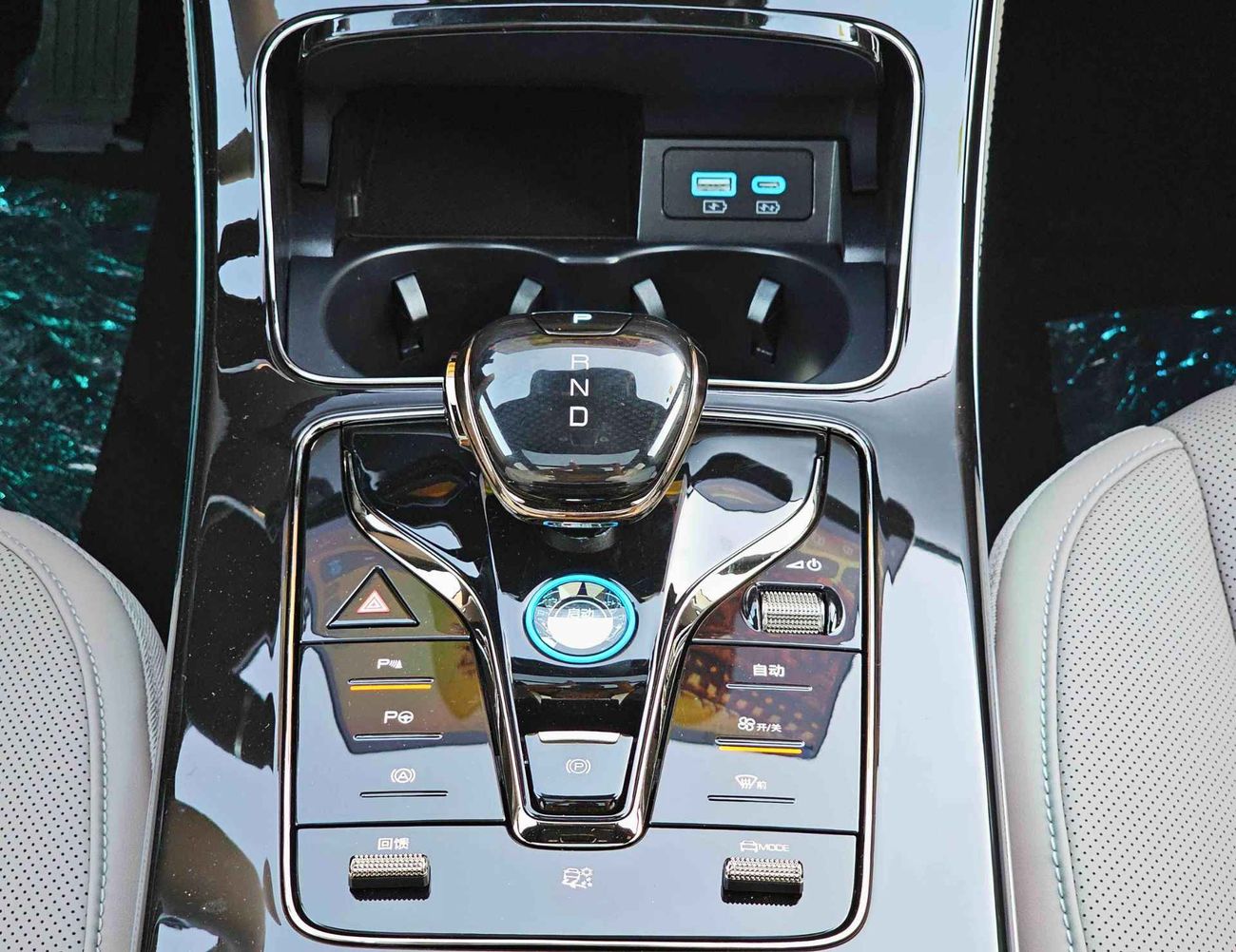 بي واي دي هان Electric / Full Option With HUD Panoramic Roof / 360* Camera (CODE # 69069)