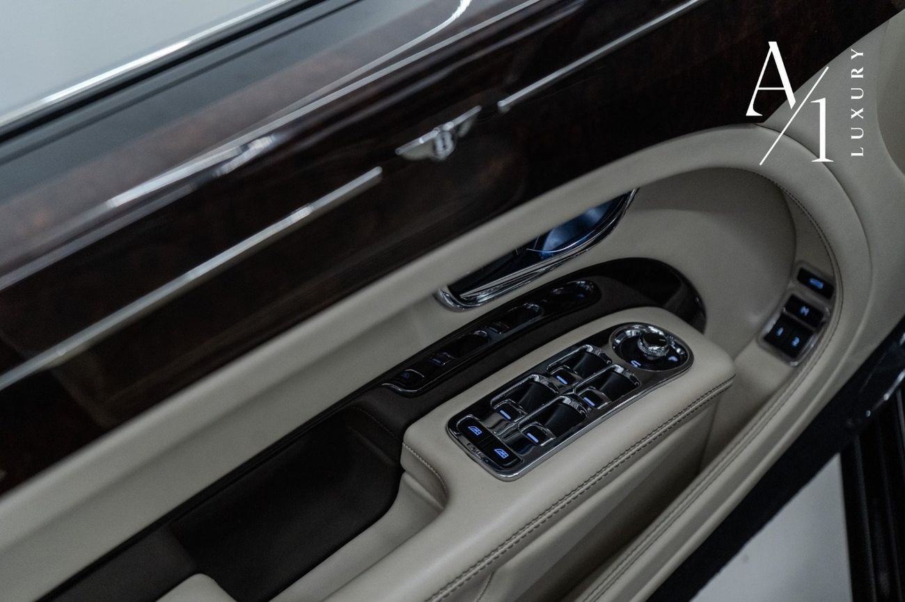 بنتلي مولسان 2016 Bentley Mulsanne, Service History, Low Kms, 1 Owner, 2 Keys, GCC Spec