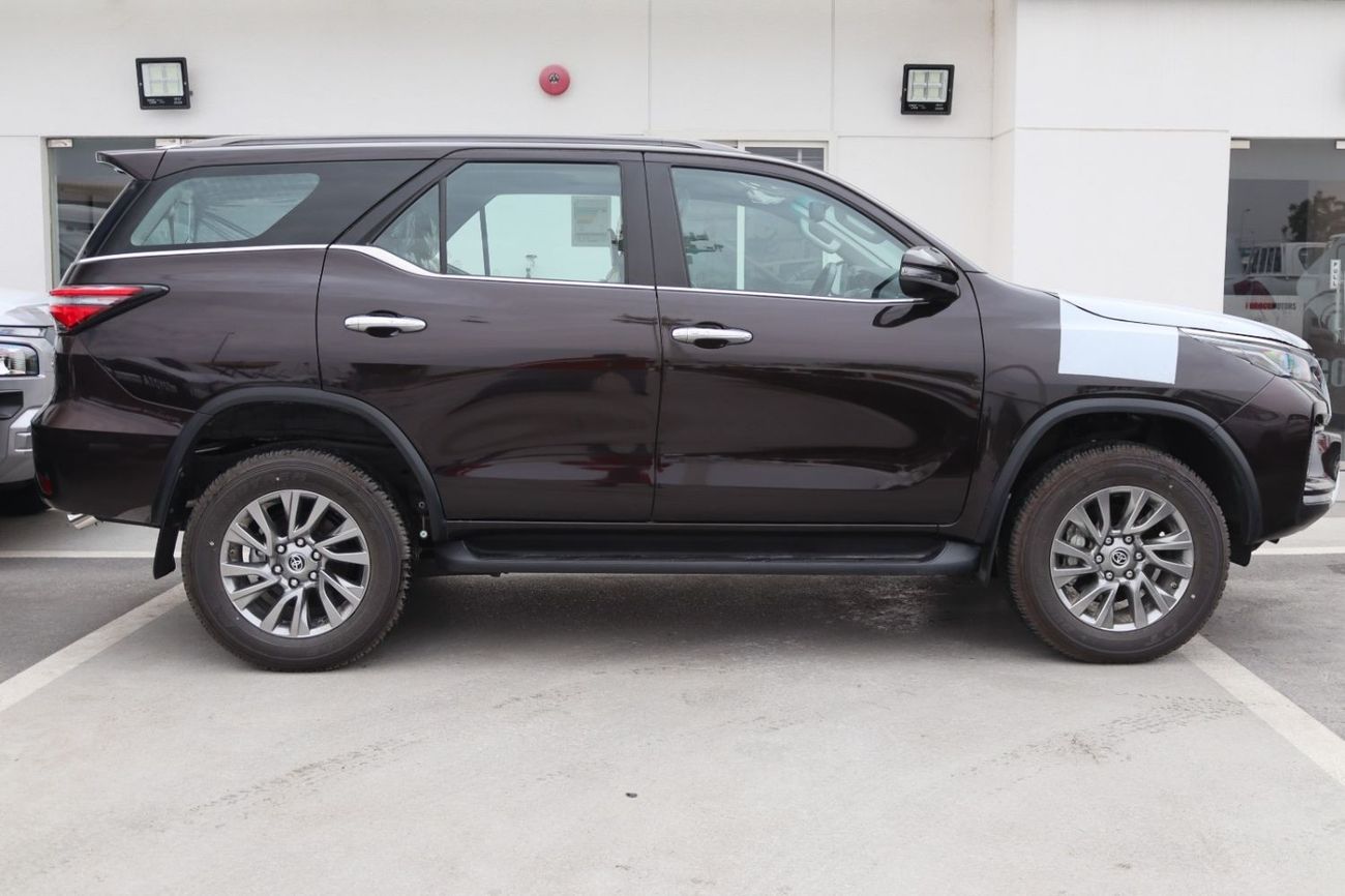 Toyota Fortuner 2023 TOYOTA FORTUNER VXR 2.8 DIESEL 4X4 **التصدير فقط خارج الخليج***EXPORT ONLY