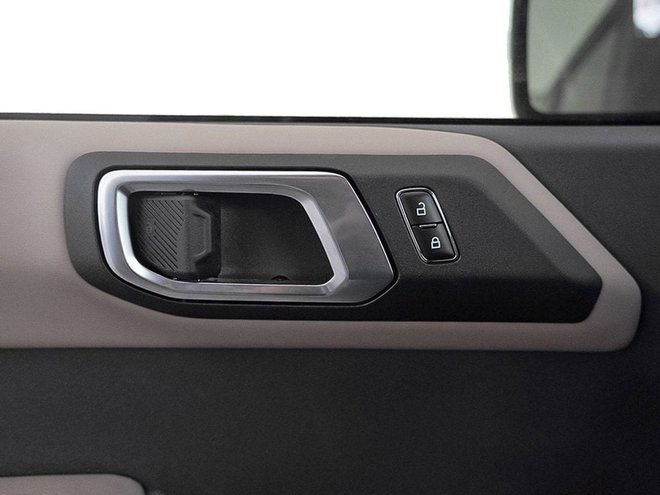 فورد برونكو Wildtrak 2.7L (5 Seater)