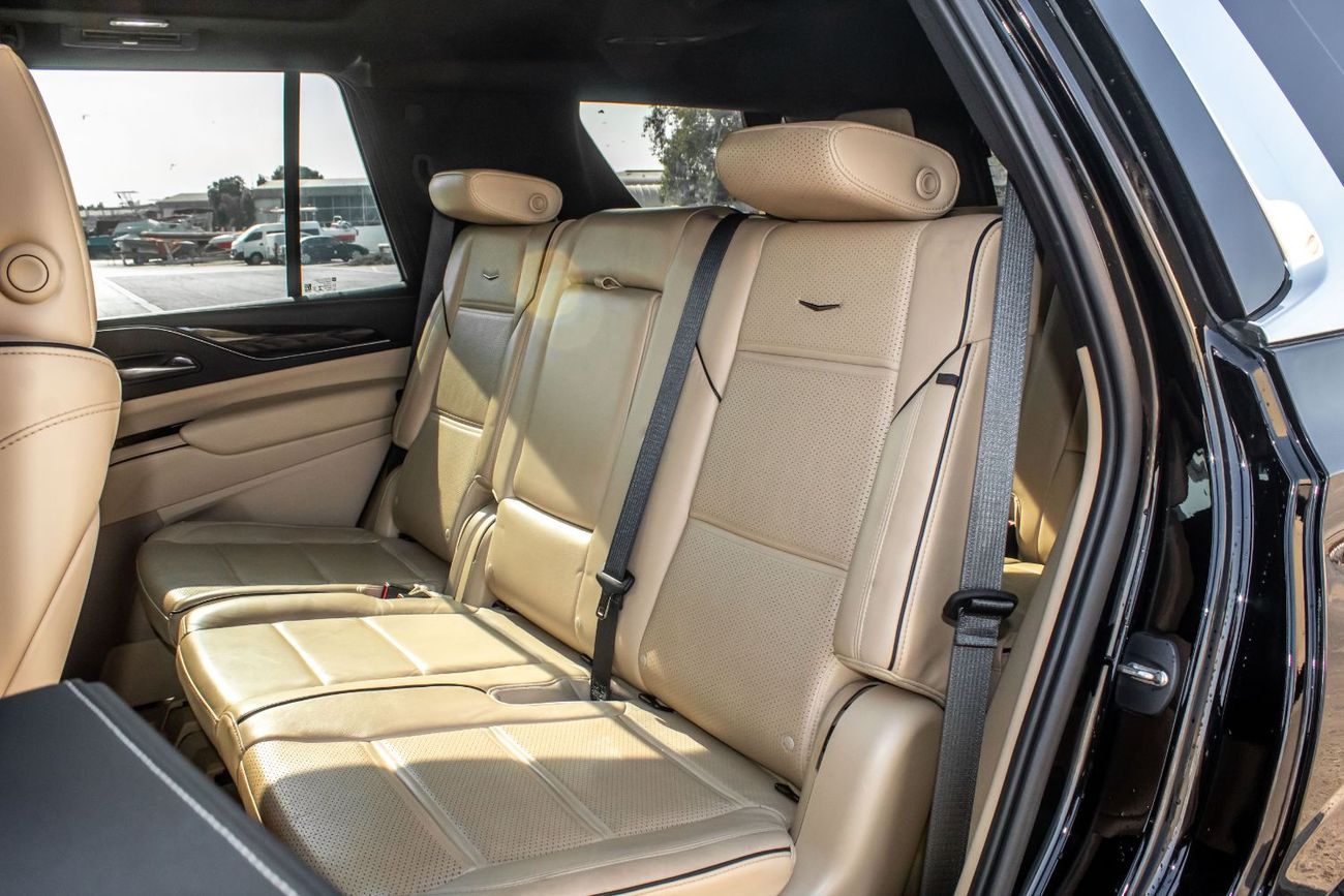 Cadillac Escalade Premium Luxury 6.2L 4WD