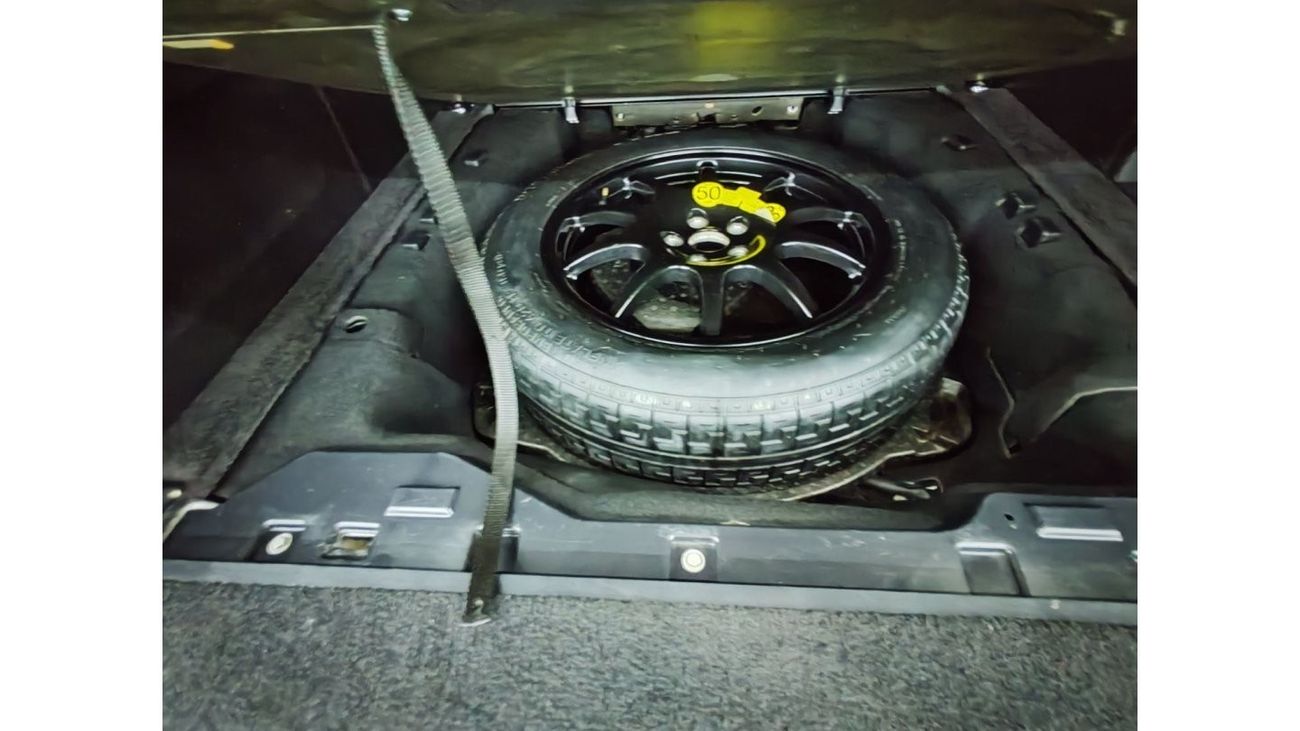 Land Rover Range Rover Warranty one year