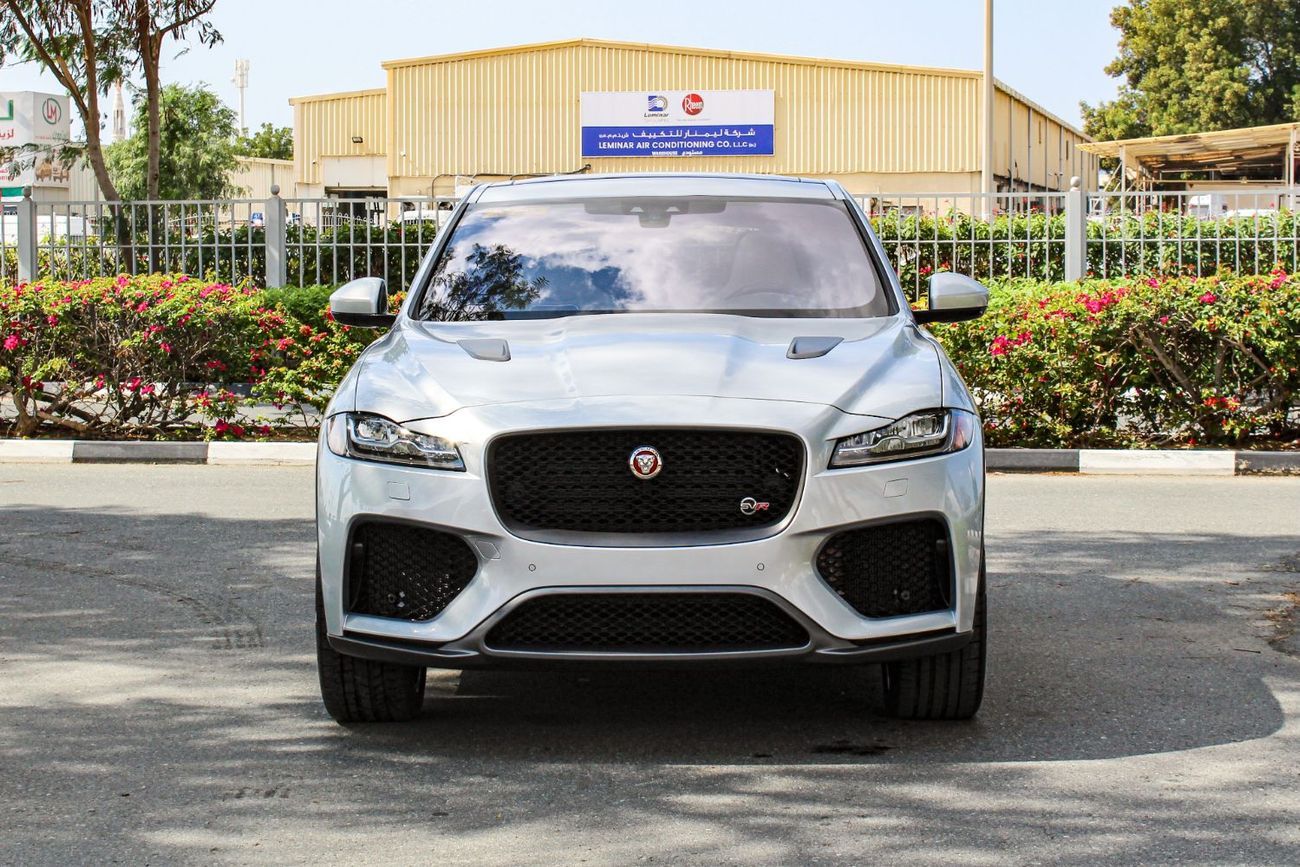 Jaguar F Pace SVR 5.0L 2019 Jaguar F-Pace SVR / Law Mileage (55,000 Km) / Candian Specs