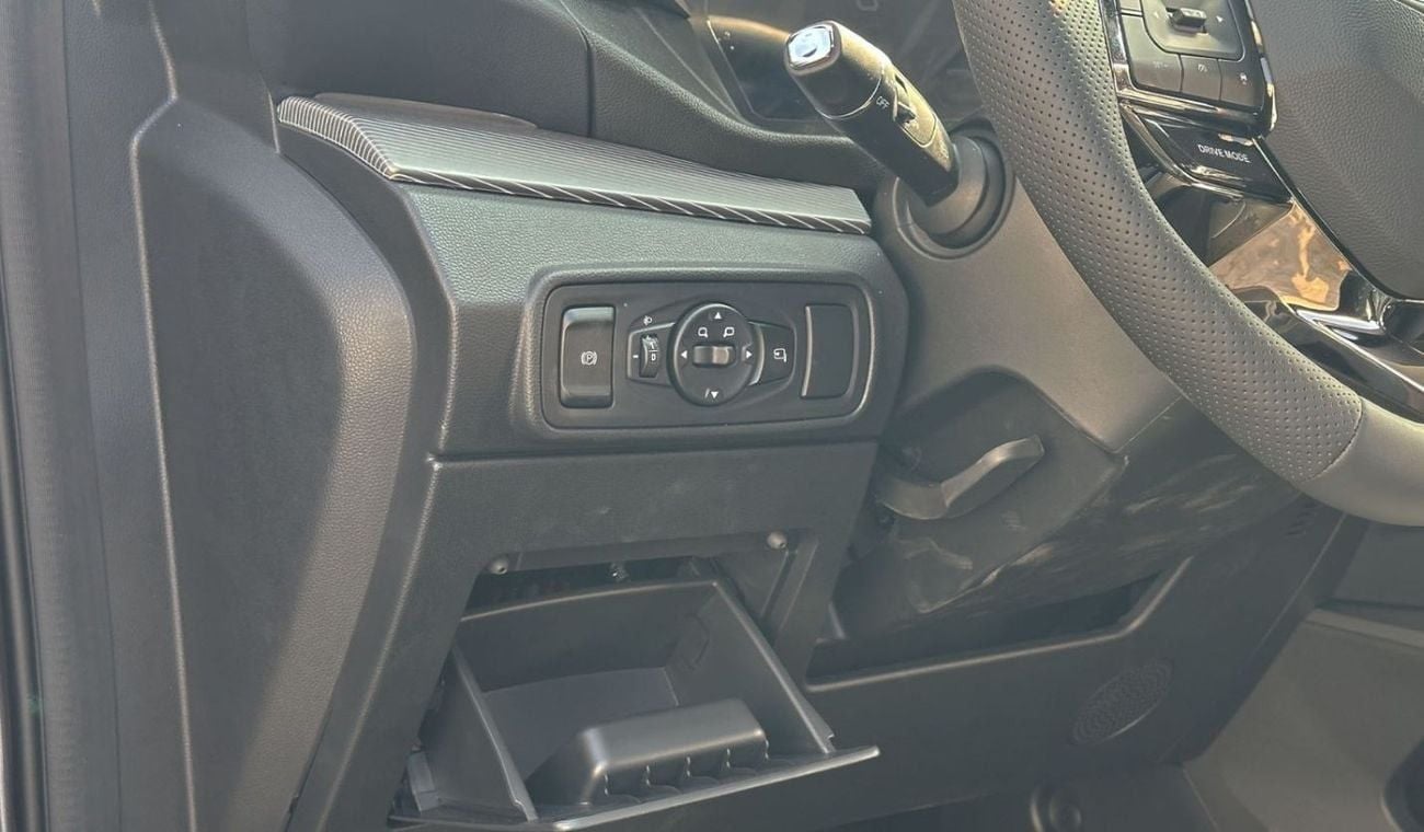 كايي X7 1.6T Flagship VERSION 7 SEATS AT