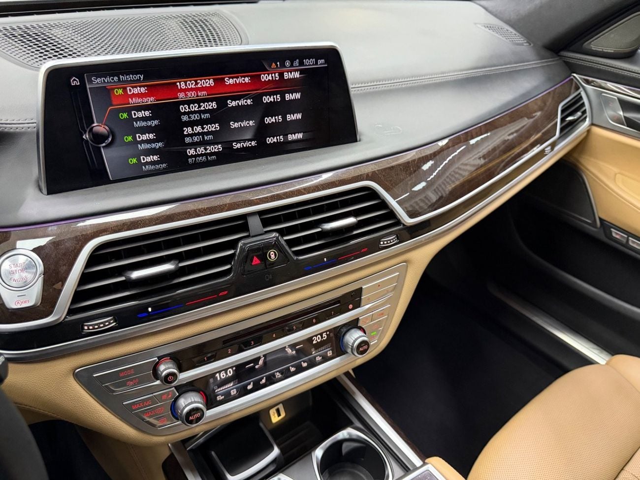 BMW 740Li Luxury 3.0L (335 HP)