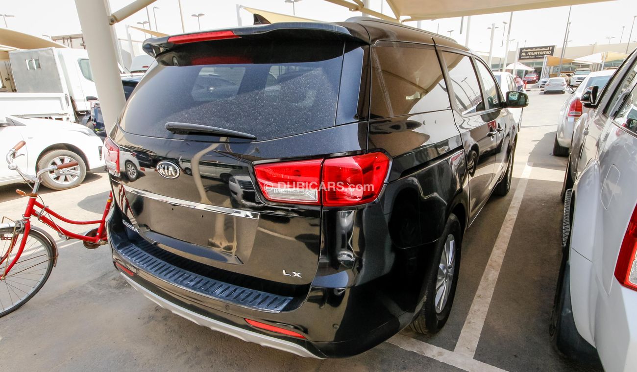 Kia Sedona LX