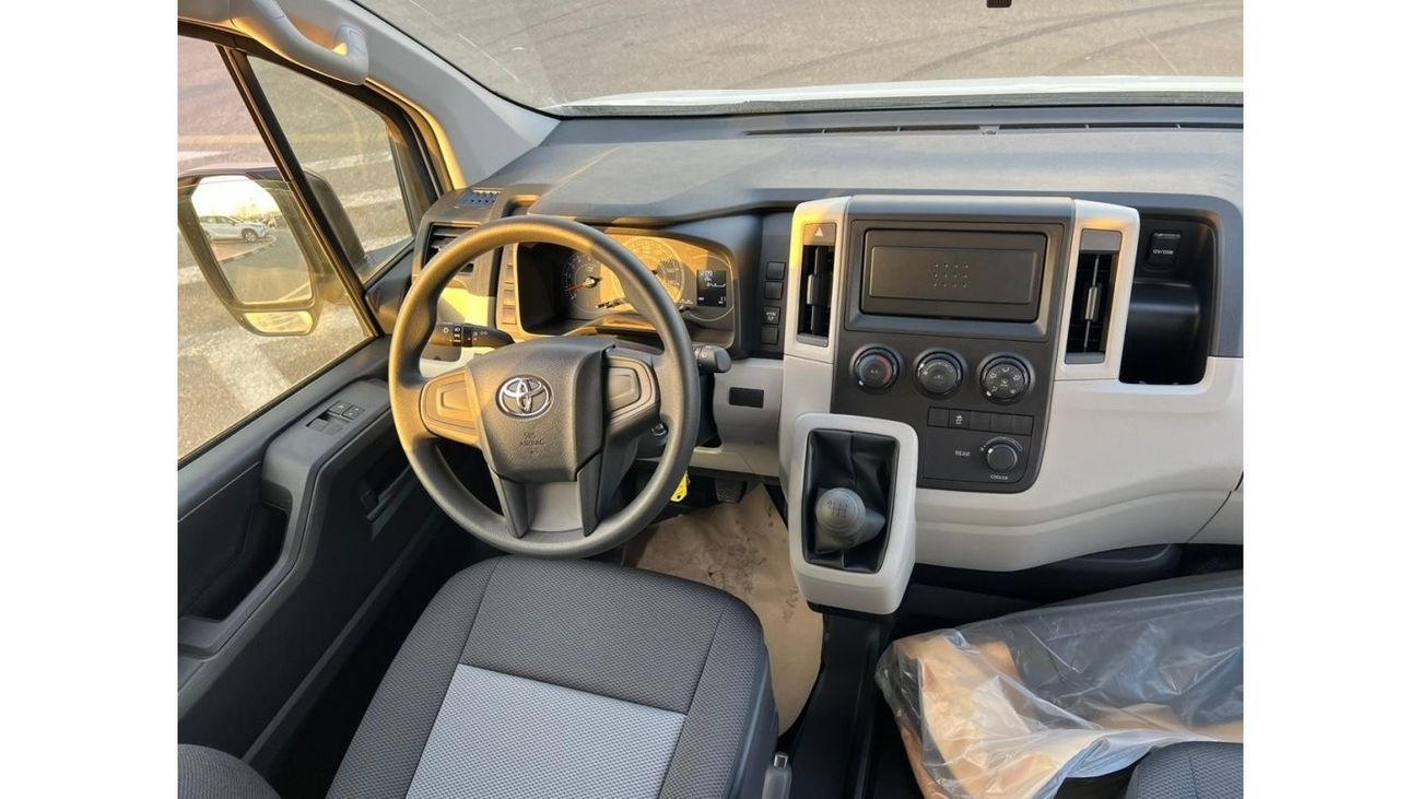 Toyota Hiace “Offer”*Limited Stock* 2022 Toyota hiace 2.8L Diesel Manual - New Shape High Roof 13 Seater