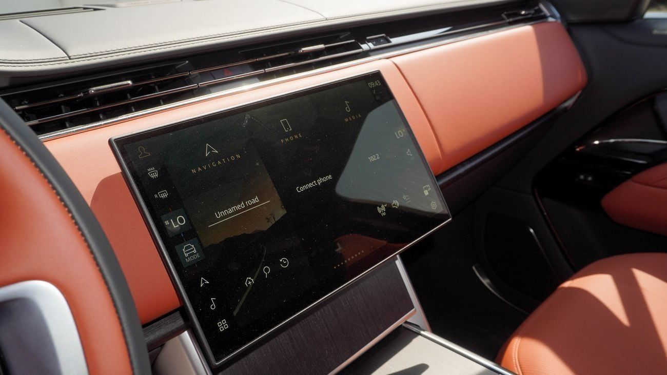 Land Rover Range Rover SV P615 4.4P MHEV V8 AWD SWB (For Local plus 10%)