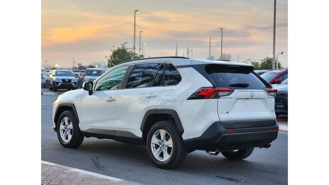 تويوتا راف ٤ Toyota Rav 4 XLE 2019