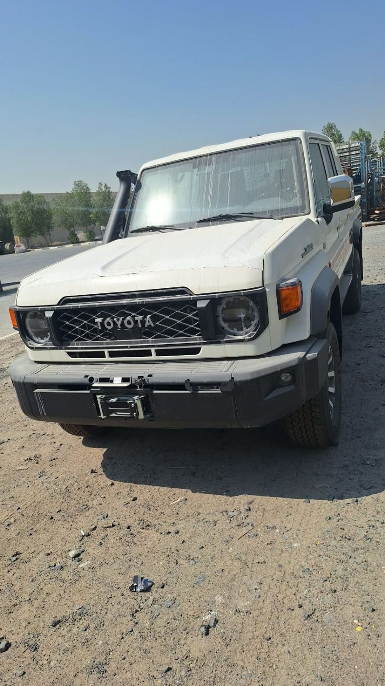 تويوتا لاند كروزر 70 LC79 2.8L AUTOMETIC 