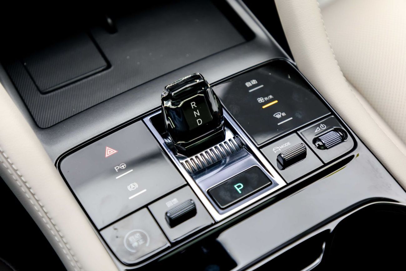 BYD Song Plus ID Flagship - White Inside Beige & Grey | Export Only