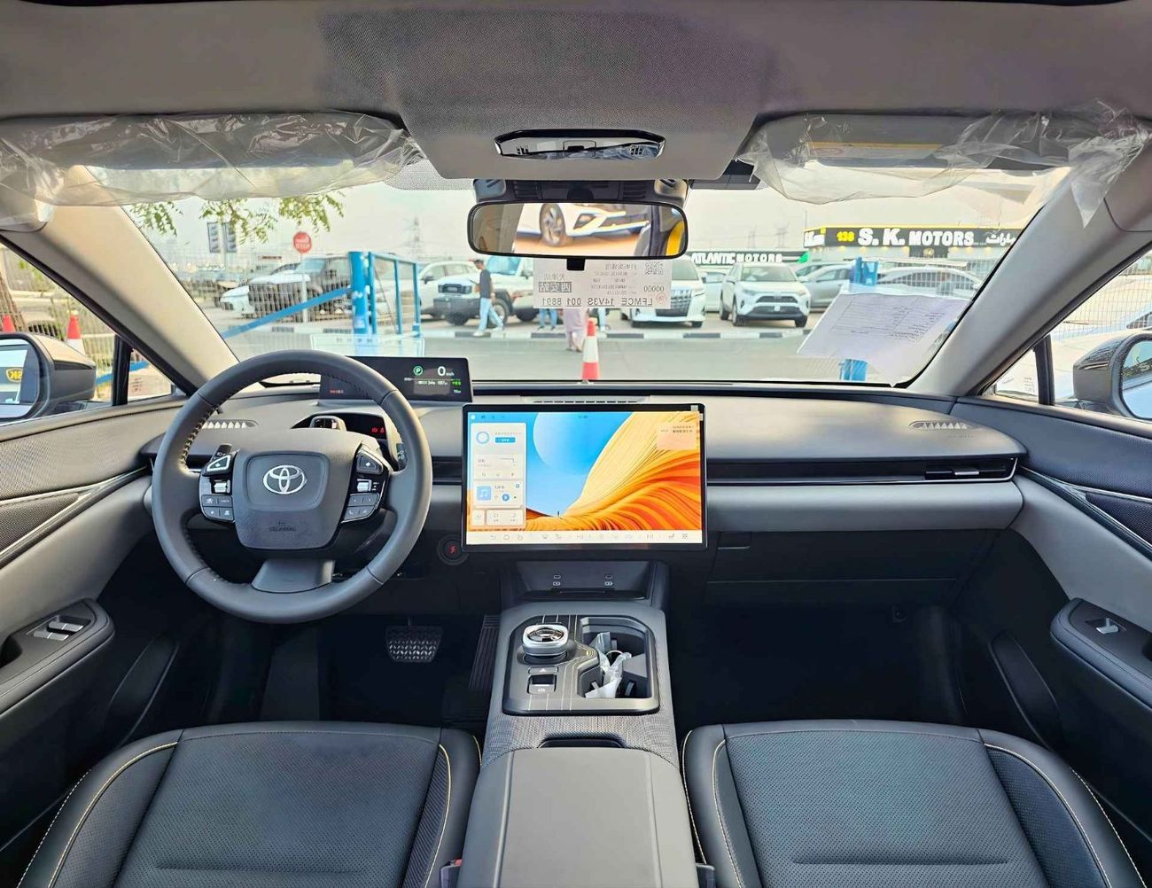 Toyota bZ5 550 PRO ELECTRIC / RADAR / PANORAMIC ROOF / 360*CAMERA / BIG DVD (CODE # Z5P)