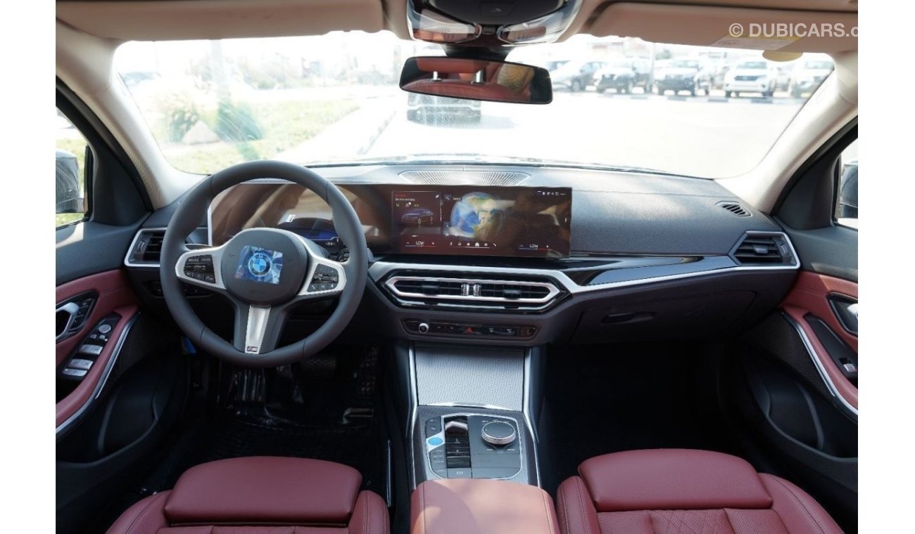 بي أم دبليو i3 2024 BMW I3 E-DRIVE 40L White RED 0KM