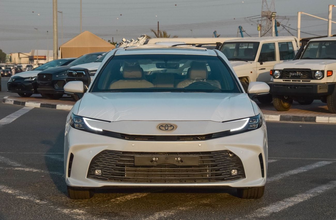 تويوتا كامري GLE 2.5L FWD PETROL SEDAN 2026