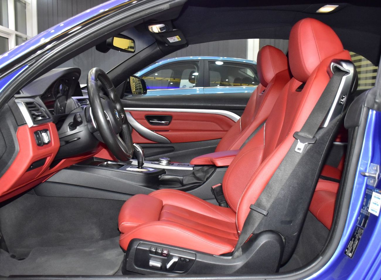 BMW 420i EXCELLENT DEAL for our BMW 420i M-Kit Convertible ( 2019 Model ) in Blue Color GCC Specs