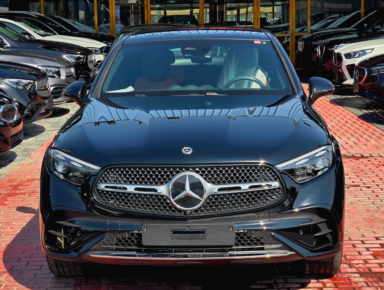 مرسيدس بنز GLC كوبيه 200 AMG Premium under Agency Warranty 2026 GCC