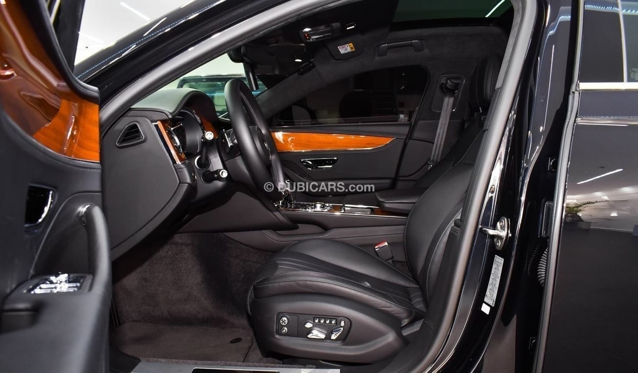 بنتلي فلاينج سبور V8 Japanese specs