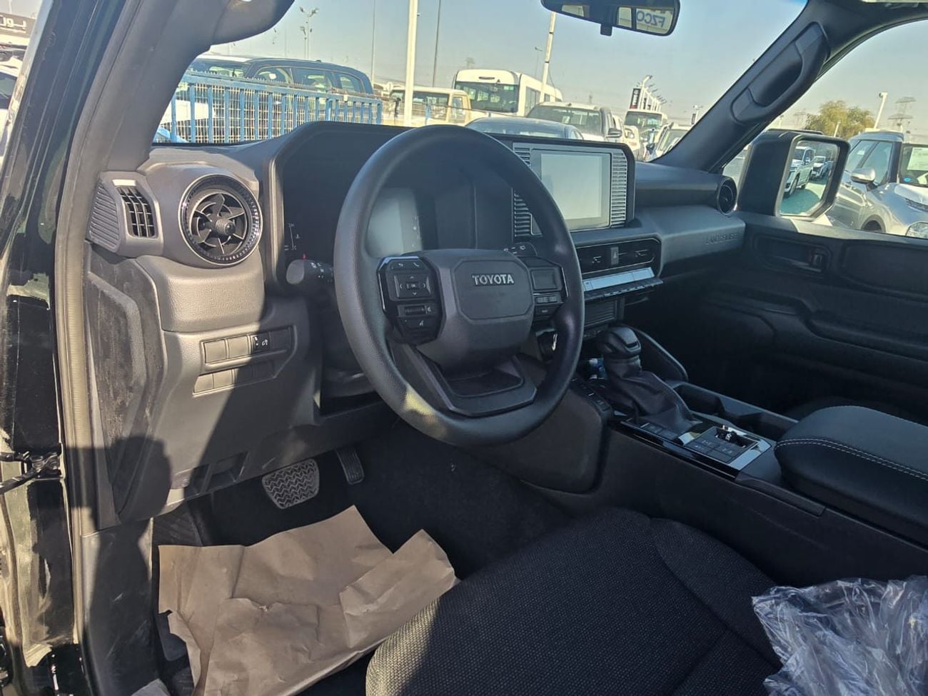 تويوتا برادو تويوتا برادو 2.4 – فئة أساسية – موديل 2026 – خليجي