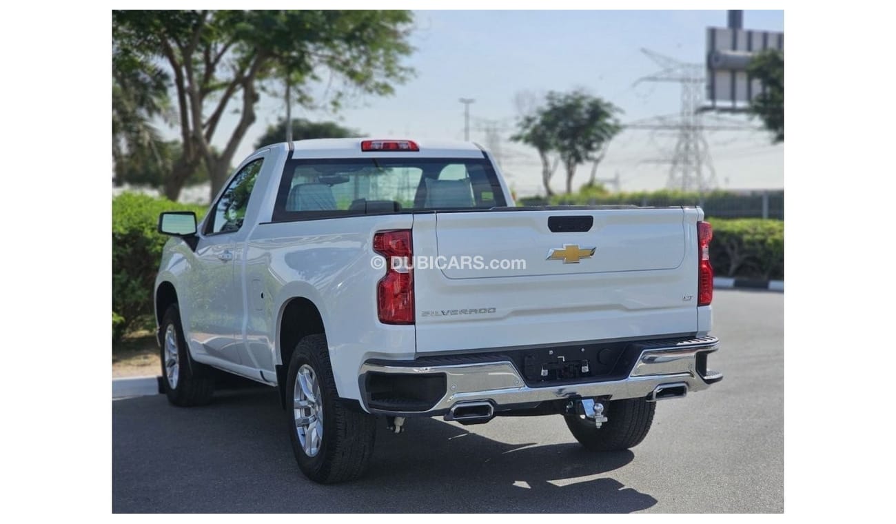 Chevrolet Silverado LT CHEVROLET SILVERADO Z71 V8 2022 GCC DRIVEN ONLY 4K WITH AGENCY WARRANTY IN BRAND NEW CONDITION