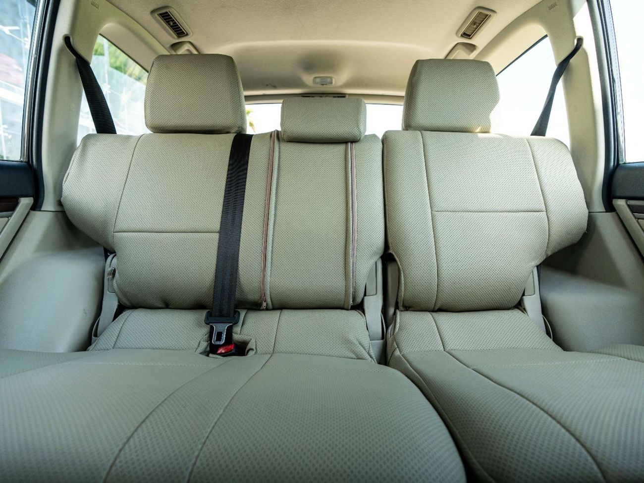 ميتسوبيشي باجيرو AED 1,258 PM • PAJERO 3.8L V6 GLS TOP • UPGRADED ANDROID TOUCH SCREEN WITH REVERSE CAMERA