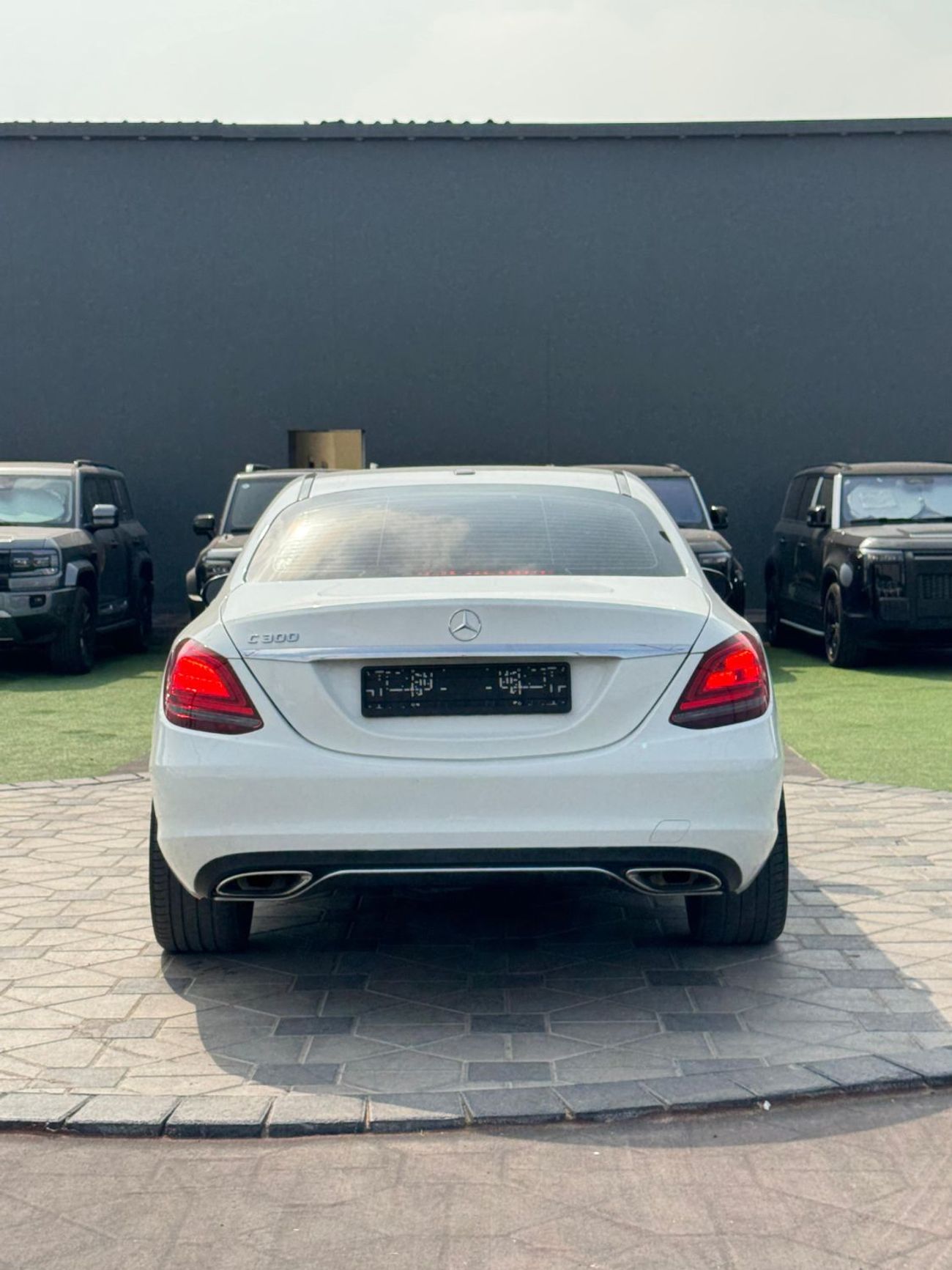 مرسيدس بنز C 300 Sport 2.0L (258 HP)