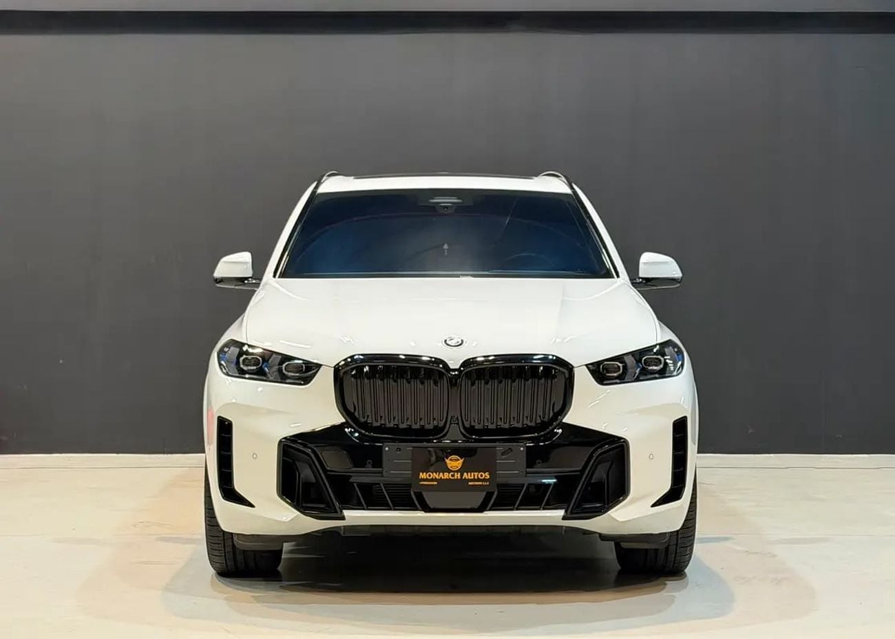 بي أم دبليو X5 XDRIVE40i M SPORT PRO Gcc FHS 5 Years Warranty & Service