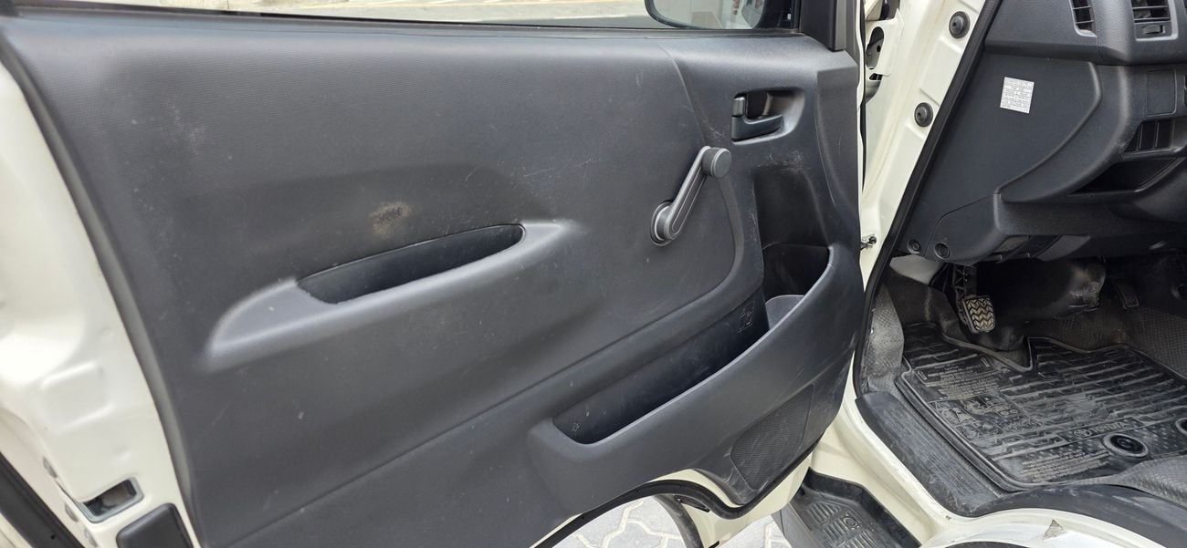 تويوتا هاياس 2.5 DIESEL