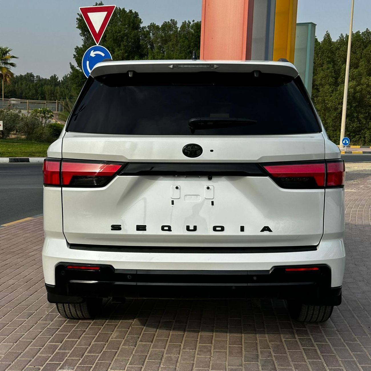 Toyota Sequoia Limited