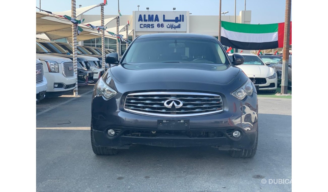 Infiniti FX35