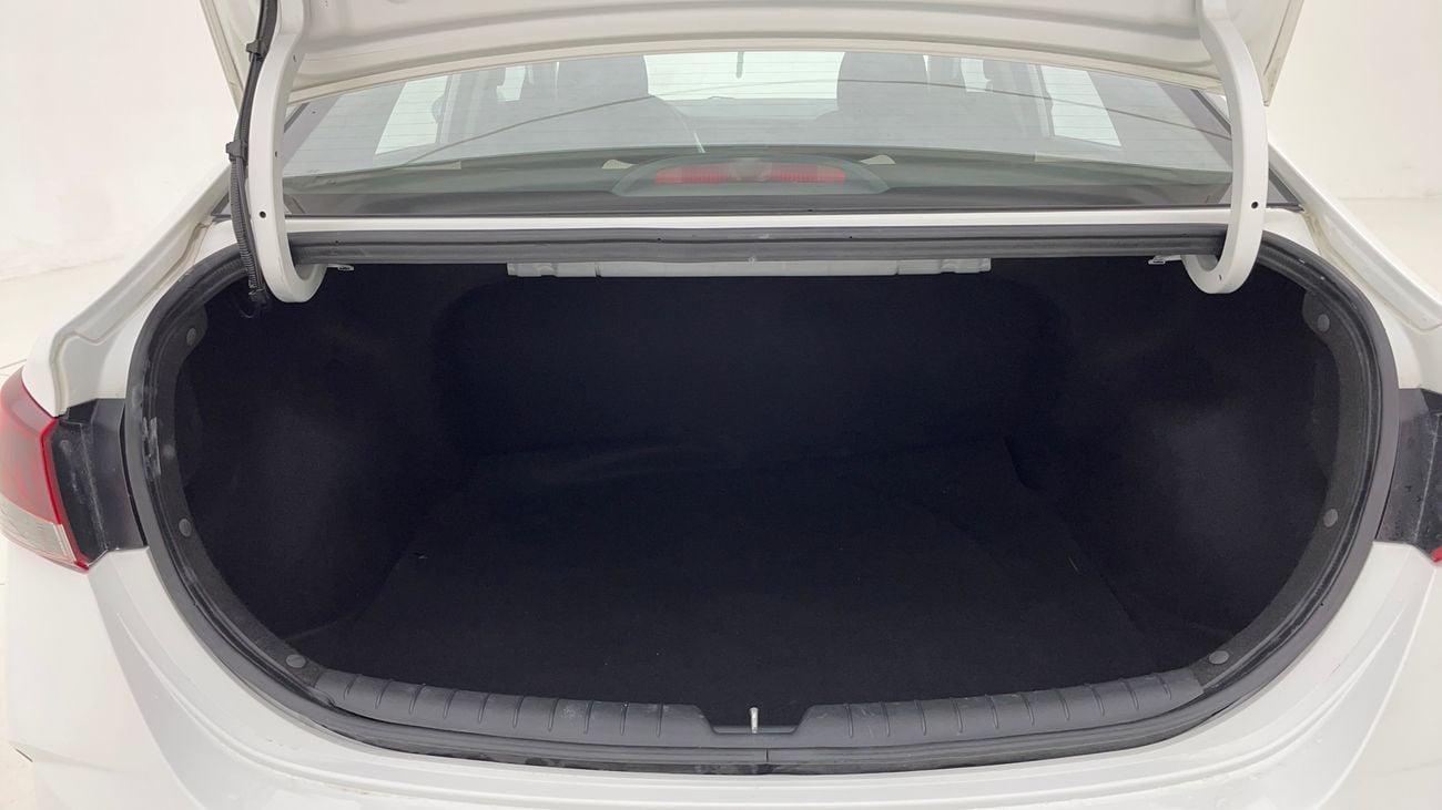 هيونداي أكسنت SMART 1.6 | بدون دفعة مقدمة | اختبار قيادة مجاني للمنزل