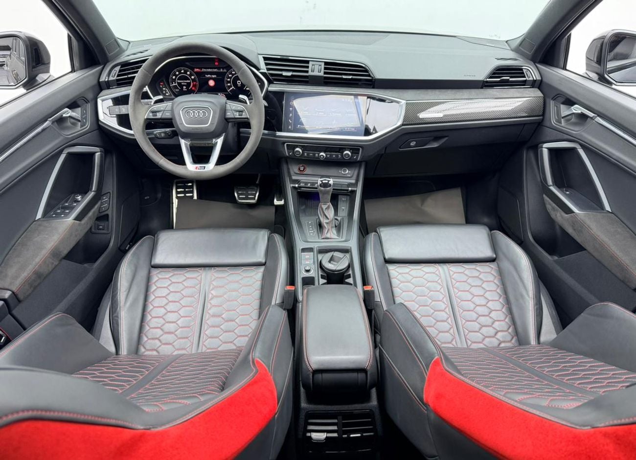 Audi RSQ3 2022 Audi RSQ3, Warranty, Full Service History, Fully Loaded, Excellent Condition, European