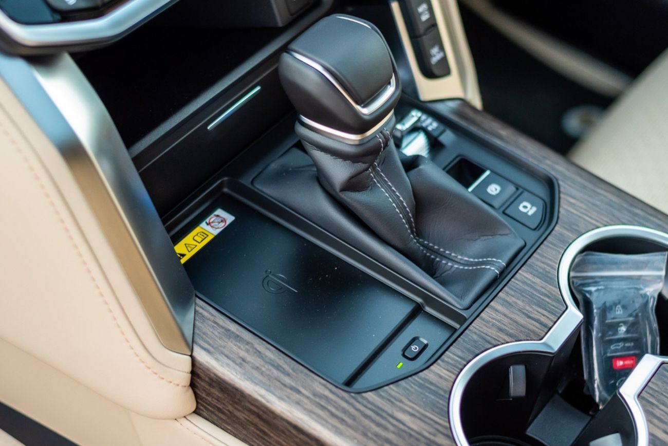 تويوتا لاند كروزر 