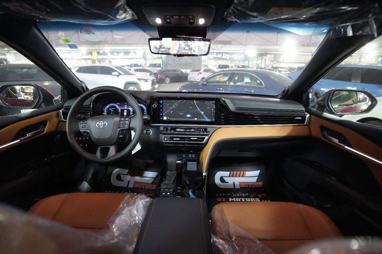 تويوتا كامري Lumiere2.5L Hybrid