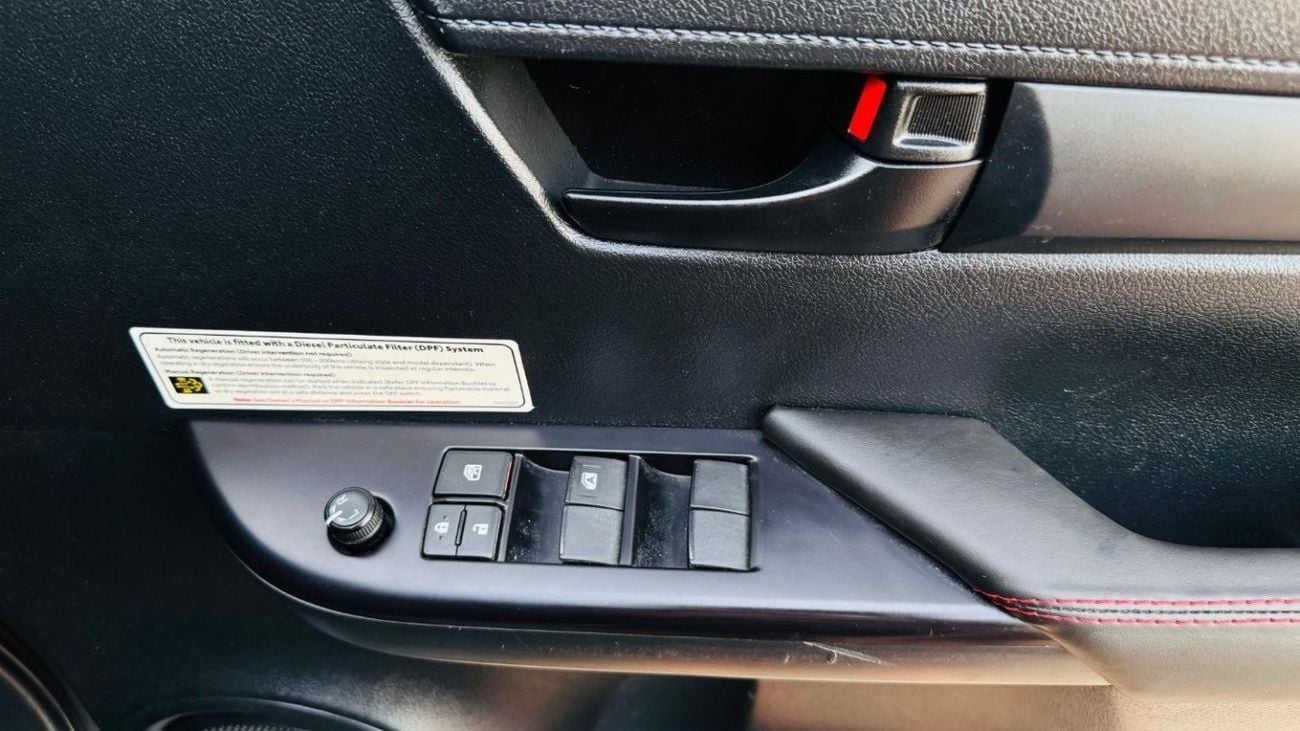 تويوتا هيلوكس -